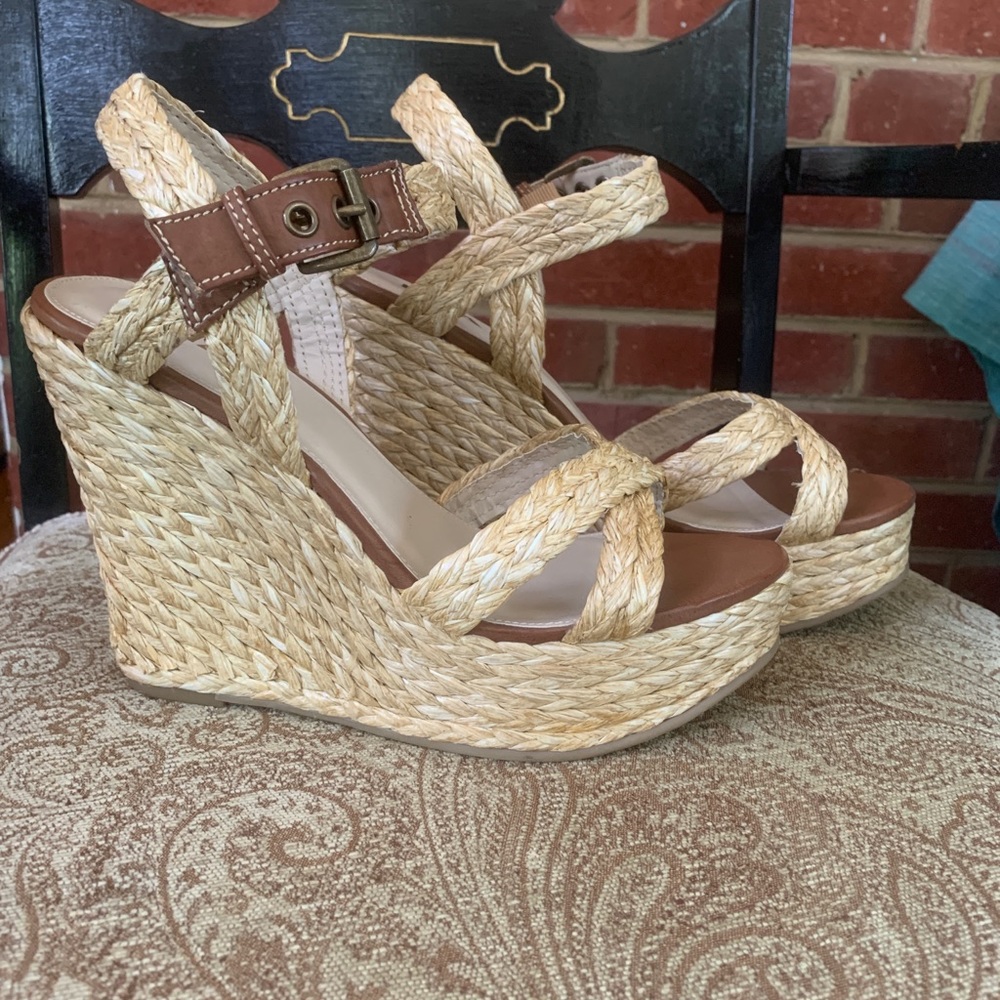 Mia straw wedge sandals- never worn!